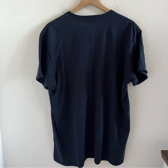 Disneyland Walt Disney World by Hanes T-Shirt Tee 100% Preshrunk Cotton XL - Picture 2 of 5